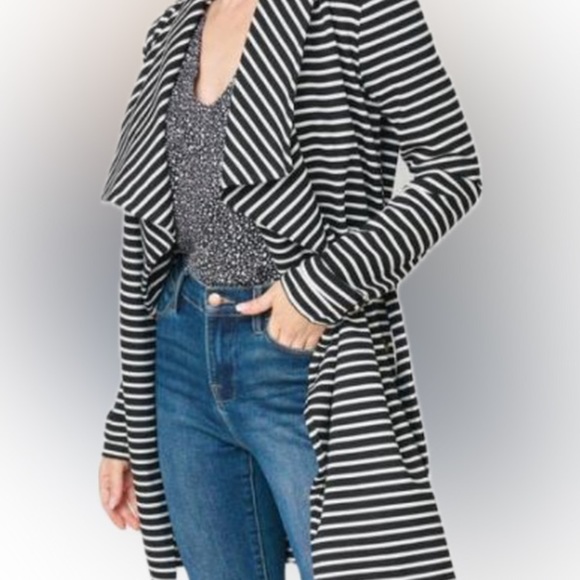 🆕 NWT GIBSONLOOK Blazer Belted Ponte Topper Jacket Black White Stripe Womens XS - Picture 4 of 9